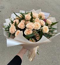 Букет Кремовые розы Латте в Степной