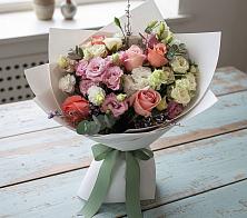 Букет цветов из:  Розы, Лизиантусы и Гвоздики в Степной